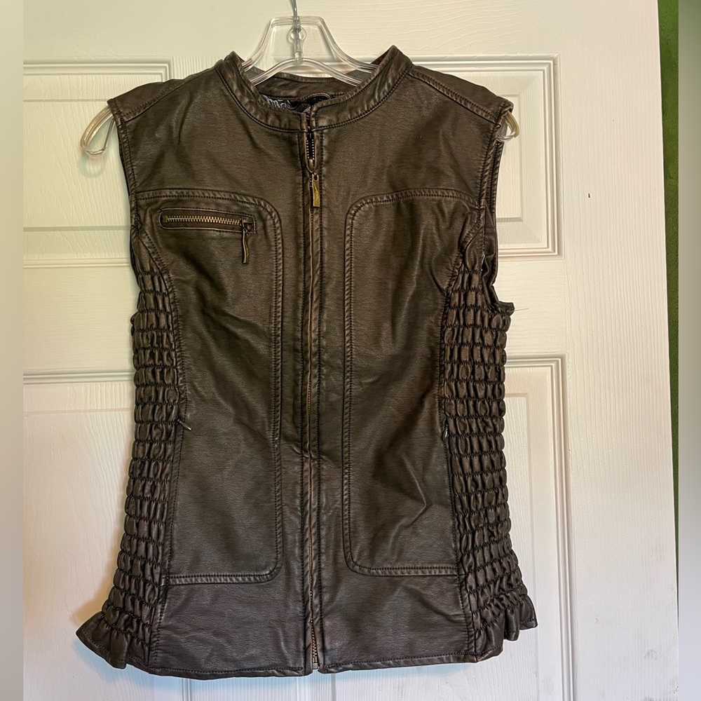 New With Tags Montanaco Faux Leather Vest - Picture 3 of 8